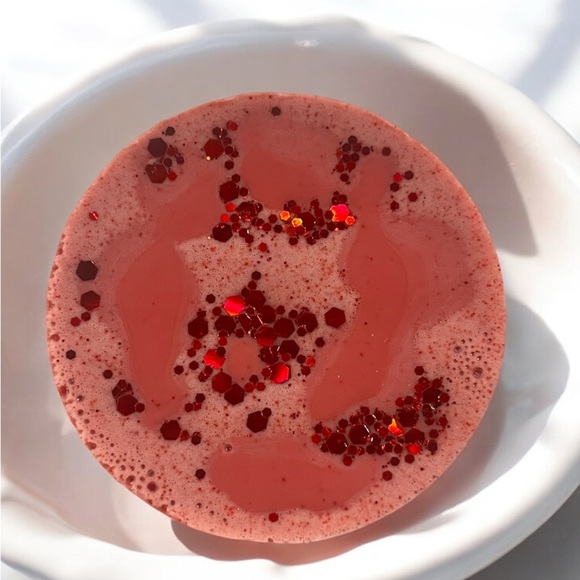 Cherry Soap handmade 3x3in 6oz red peace sign shea butter & coconut oil based - Picture 3 of 3